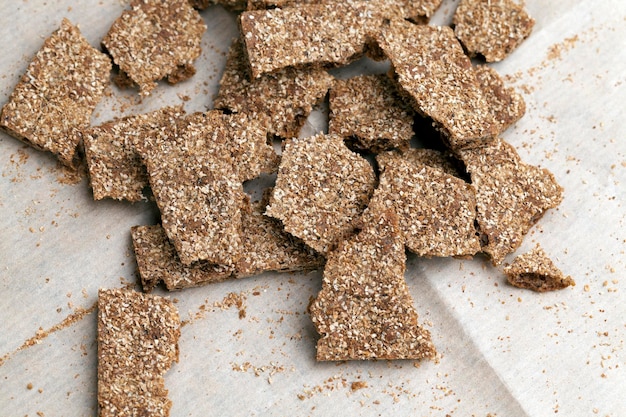 Foto dünnes und knuspriges brot hautnah