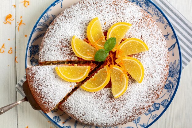 Duftender italienischer Orangenkuchen