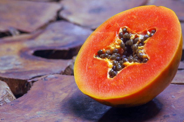 Una dulce papaya en forma de estrella.