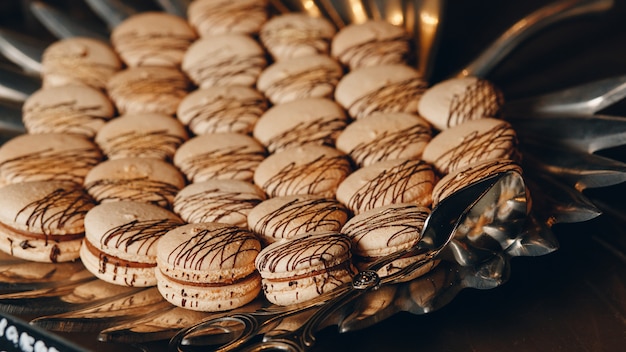 Dulces macarons franceses