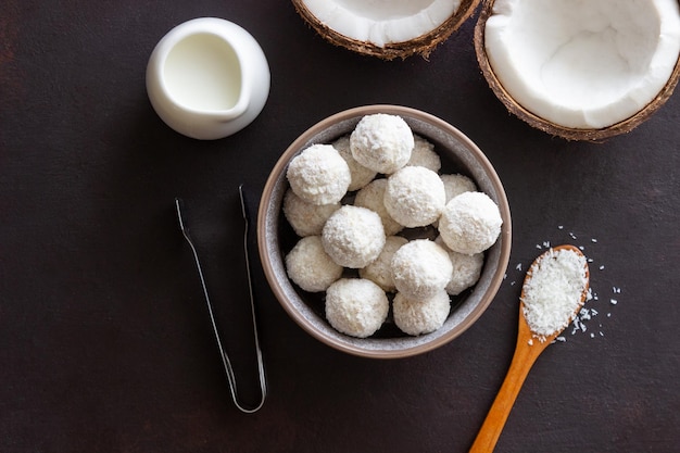 Dulces o galletas de coco Postre Coco Comida vegetariana