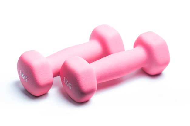 Dumbbells isolados no branco