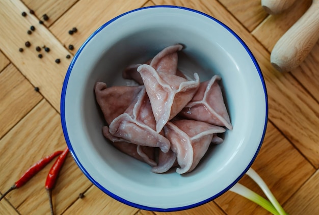 Los dumplings coloridos son una deliciosa comida tradicional en el este