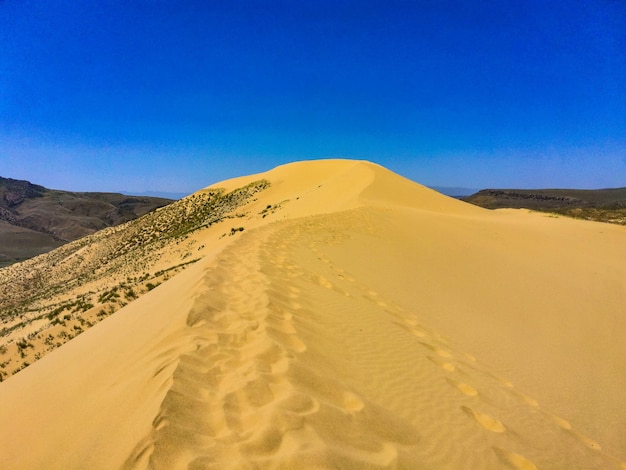 Dunas de areia da duna Sarykum Um monumento natural Daguestão Rússia