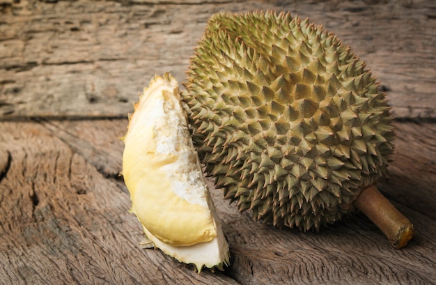 Durian gereift und frisch