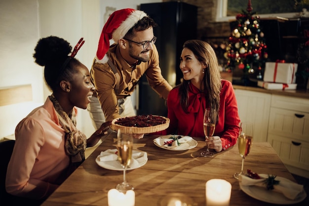 E aqui está a torta de cranberry para a sobremesa de natal