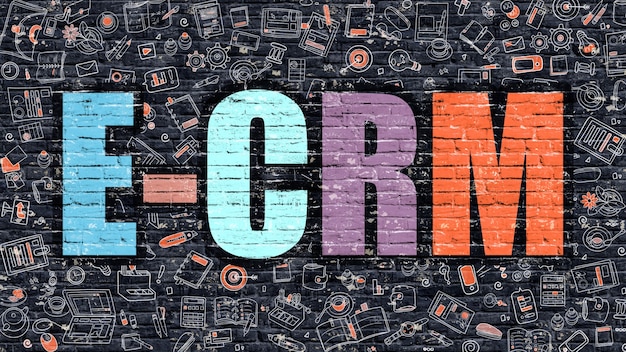 E-CRM - Gestión electrónica de la relación con el cliente - Concepto. E-CRM Dibujado en Dark Wall. E-CRM en diseño Doodle multicolor. Concepto E-CRM. Ilustración moderna en estilo Doodle Design de E-CRM.