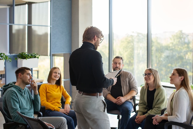 Foto echte gruppentherapie-treffen