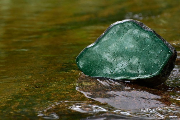 Foto echte jade natürliche funkelnde grüne farbe