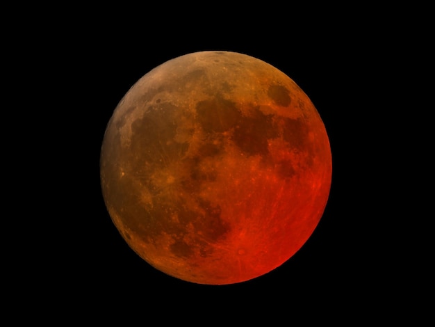 Foto eclipse total da super lua de sangue