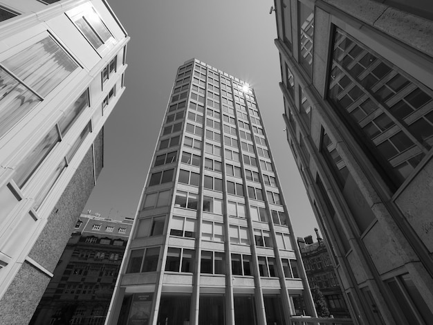 Economist Building en bw en Londres