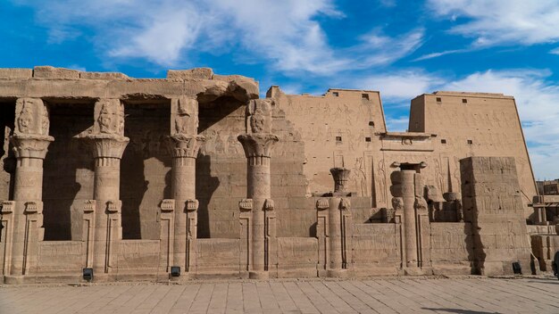 Edfu wurde auch Idfu geschrieben und in der Antike als Behdet bekannt, ist eine ägyptische Stadt Ägypten
