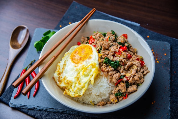 Edición de comida tailandesa deliciosa