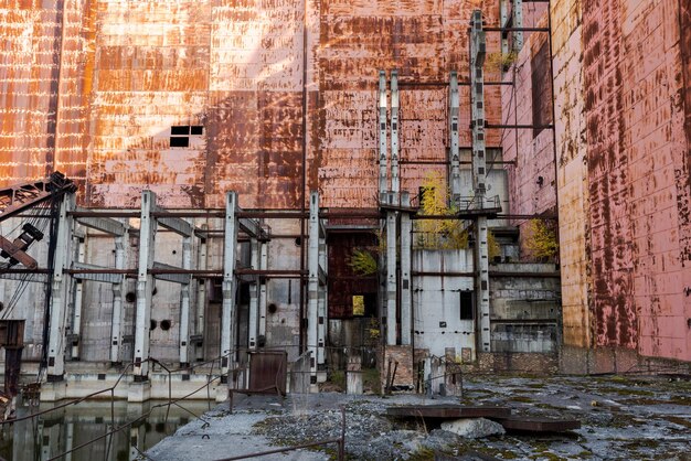 Foto edifício abandonado