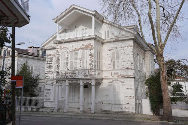 Edifício antigo em Buyuk Ada Istanbul Turkiye