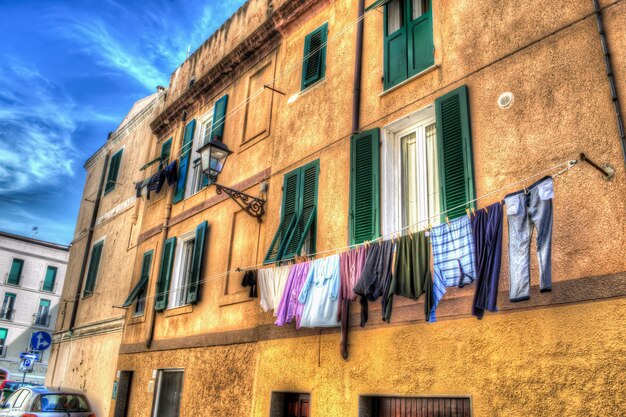 Edificio antiguo de Alghero en tono hdr mapeado