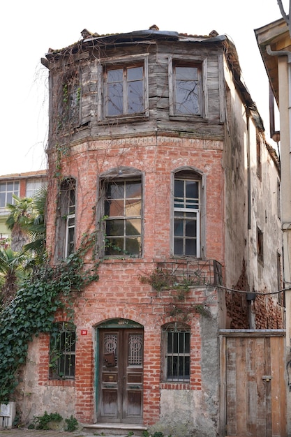 Edificio antiguo en Buyuk Ada Estambul Turkiye