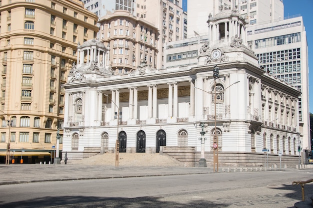 Edificio del Ayuntamiento de Río de Janeiro, Brasil - 25 de julio de 2021: Edificio del Ayuntamiento ubicado en el centro de la ciudad de Río de Janeiro.