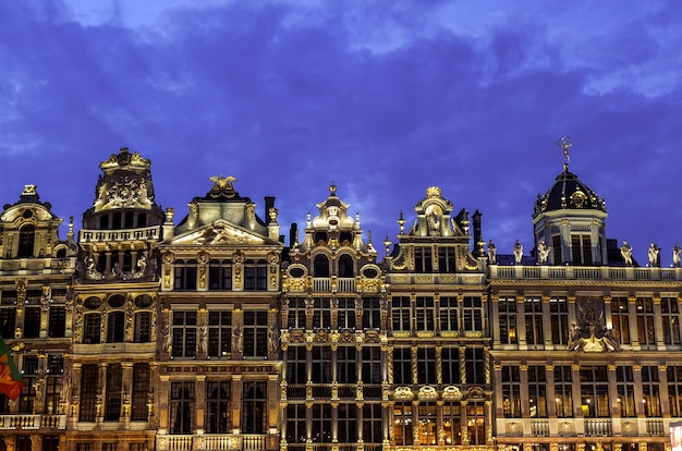 Edifício de arquitetura tradicional em Bruxelas, Bélgica, setembro de 2017