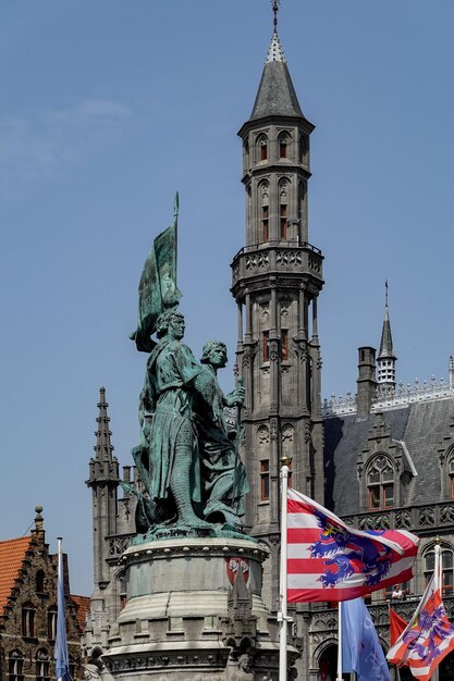 Edifício e Monumento Histórico Antigo na Bélgica