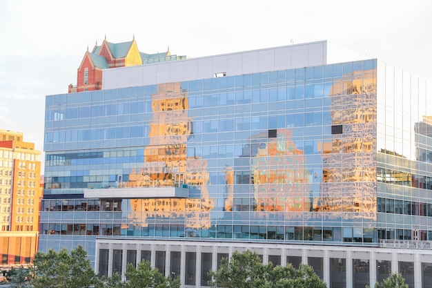 Foto el edificio es la sede de la compañía.