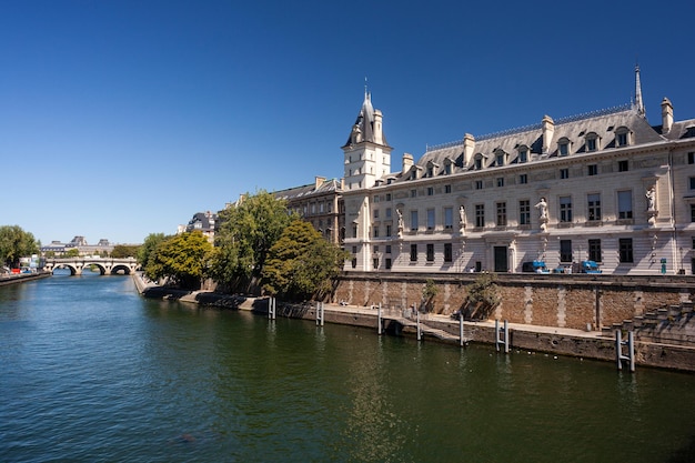 Edifício histórico de Criminal Paris