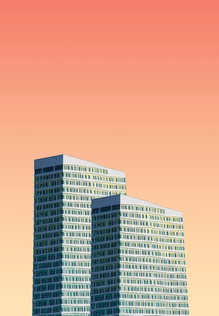 Foto edifício moderno contra um fundo colorido