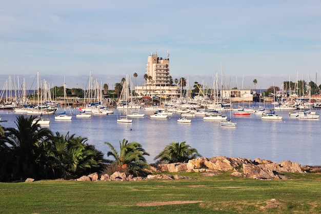 El edificio en Montevideo, Uruguay