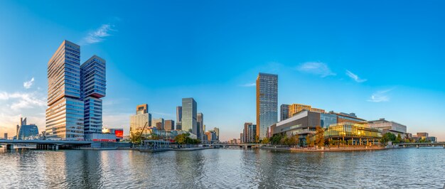 Edificio de oficinas del edificio comercial de la ciudad de Ningbo