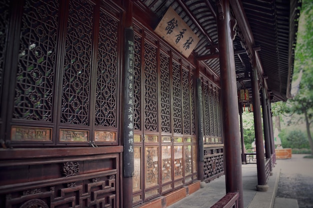 Edifício tradicional fechado nos jardins clássicos de Suzhou