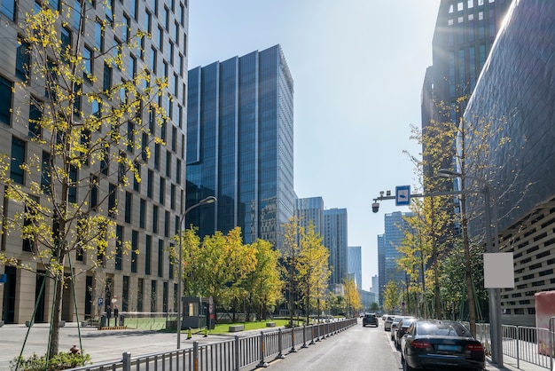 Edificio urbano moderno calle