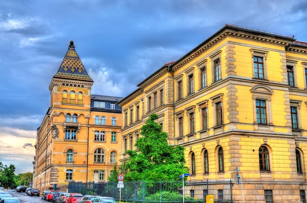 Foto edificios administrativos en el centro de la ciudad de leipzig, sajonia, alemania