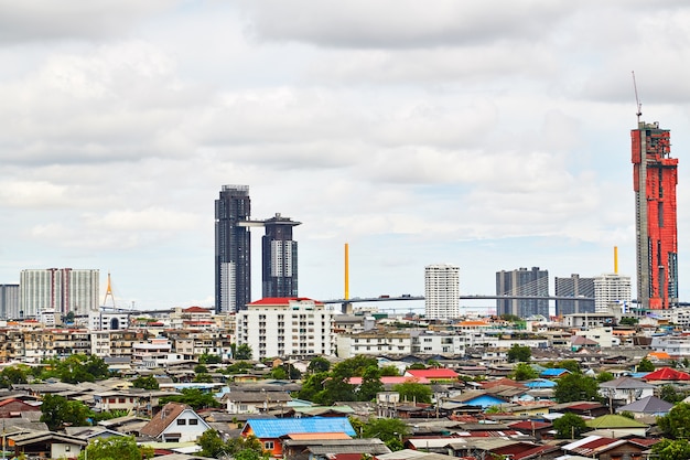 Edificios altos en Tailandia