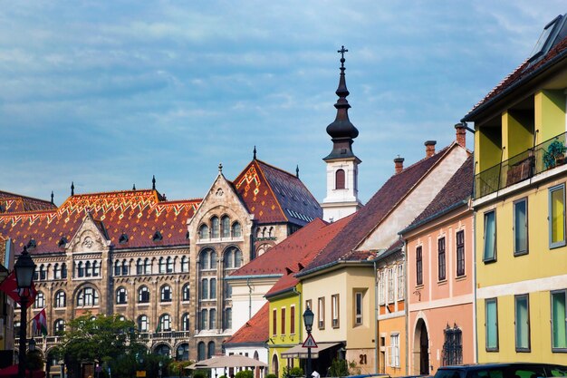 Foto edifícios antigos da cidade em budapeste hungria