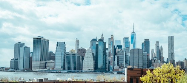 edificios del cielo del horizonte de la ciudad de nueva york