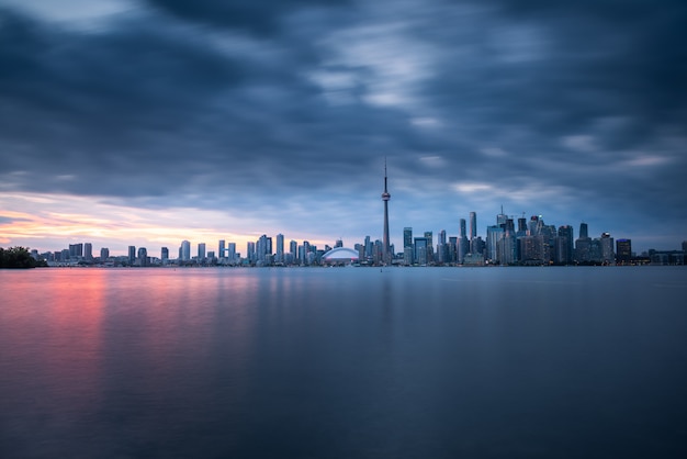 Edificios de la ciudad de Toronto y horizonte, Canadá