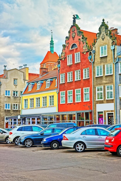 Edificios históricos en el casco antiguo de Gdansk, Polonia