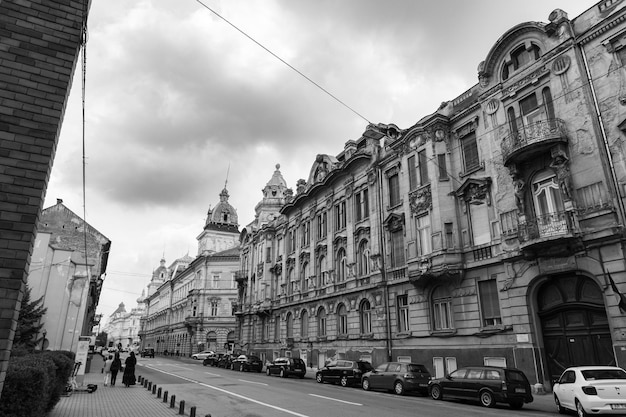 Edifícios históricos com vista para a rua