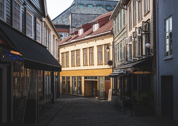 Edifícios históricos na cidade velha de Stavanger Noruega