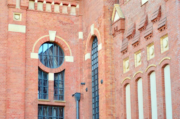 Edificios revitalizados de ladrillo rojo