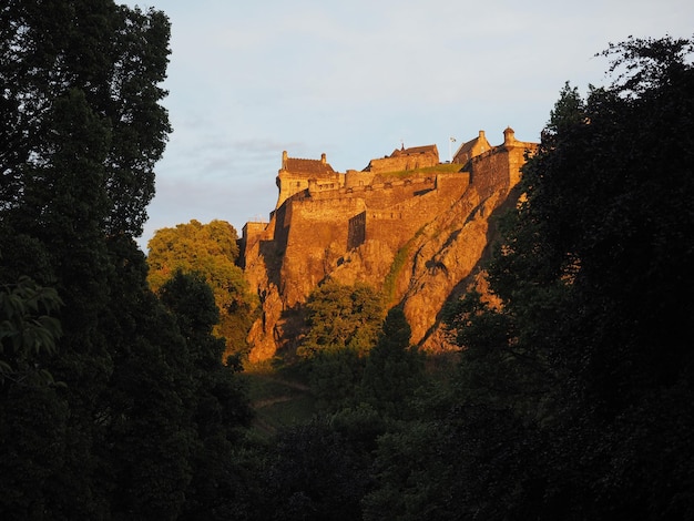 Edinburgh-Schloss bei Sonnenuntergang