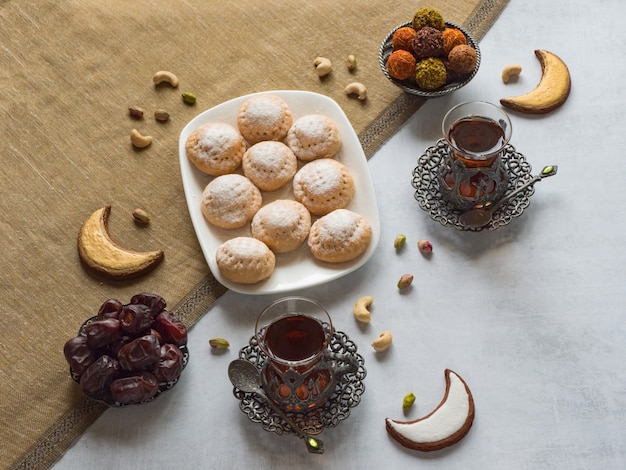 Eid muçulmano doce kahk. doces árabes para o ramadã e eid.