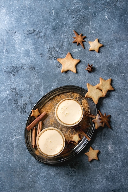 Eierpunsch Weihnachtscocktail