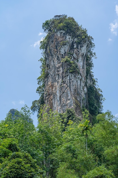 Ein Berg in den Bergen von Guilin