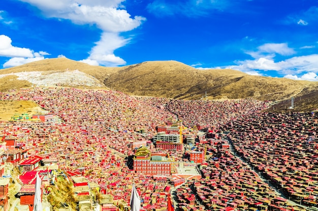 ein berühmter Lamasery in Seda, Sichuan, China.