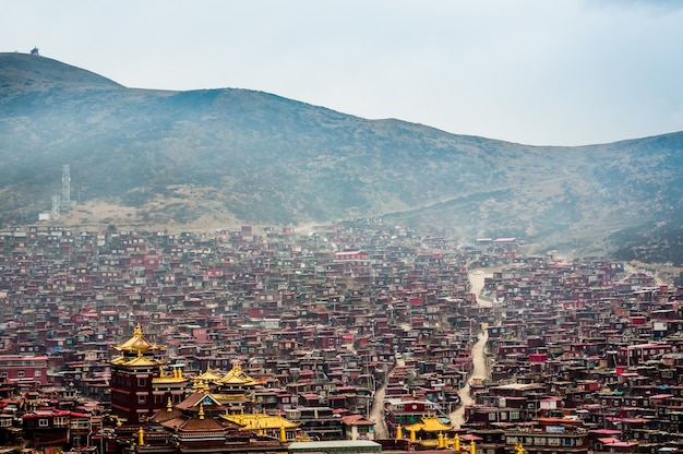 ein berühmter Lamasery in Seda, Sichuan, China.