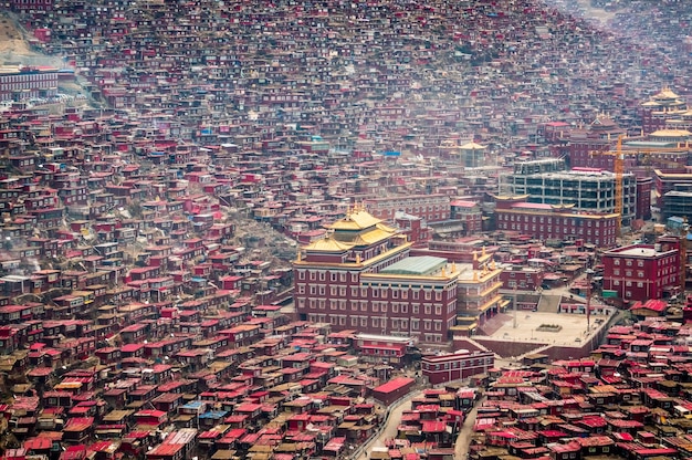 ein berühmter Lamasery in Seda, Sichuan, China.