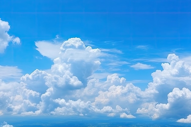 Ein blauer Himmel mit Wolken und ein blauer Himmel