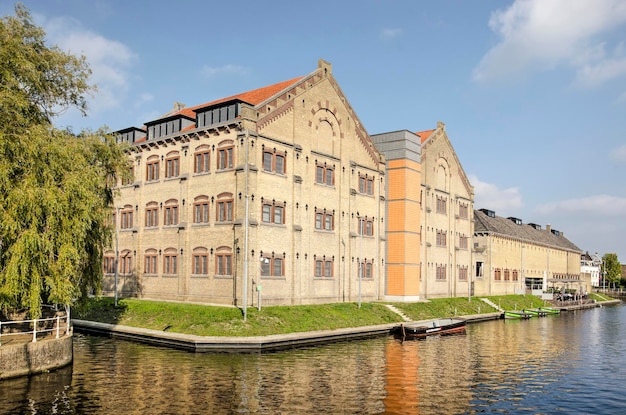 Ein ehemaliges Gefängnis wurde in ein Kulturzentrum in Leeuwarden umgewandelt