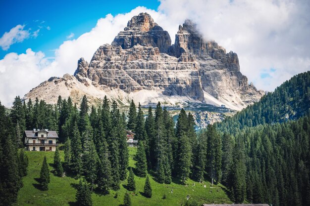 Ein fantastischer Blick auf den Misurina-See